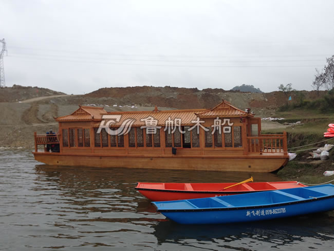 景區公園觀(guān)光會(huì )議畫(huà)舫船